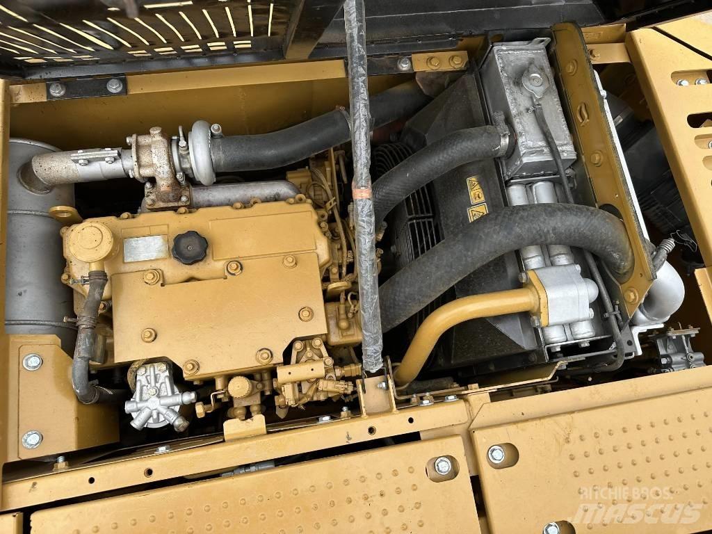 CAT 312D2GC Vikšriniai ekskavatoriai