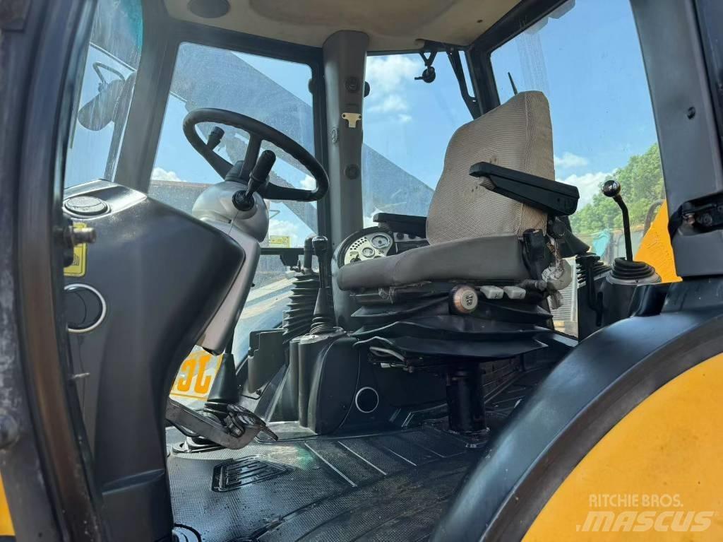 JCB 3 CX Ekskavatoriniai krautuvai