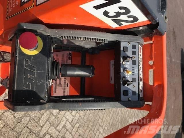 JLG 1230 ES Žirkliniai keltuvai