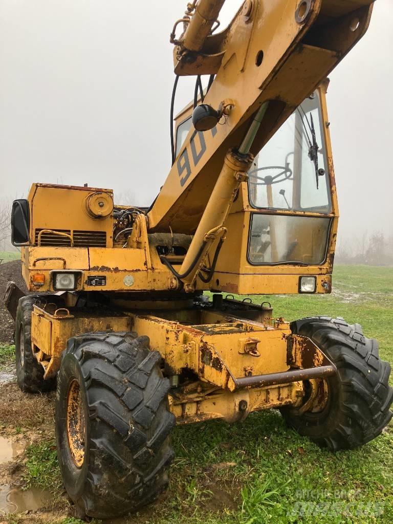 Liebherr A 901 C Ratiniai ekskavatoriai