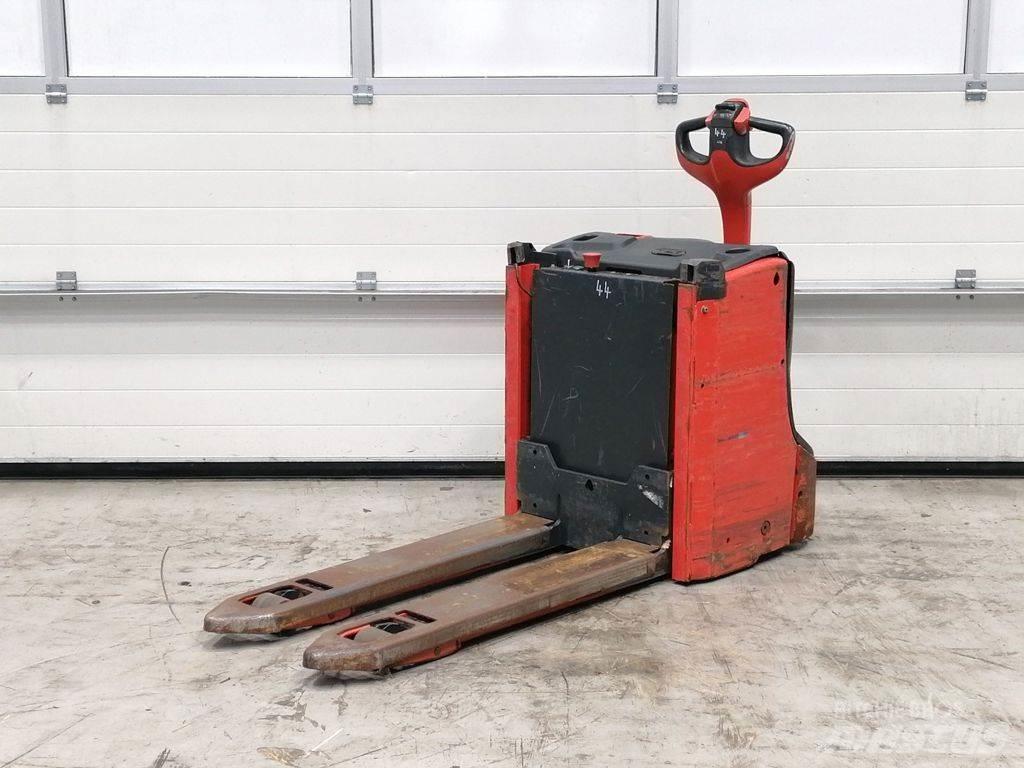 Linde T16L Rankiniai hidrauliniai vėžimėliai
