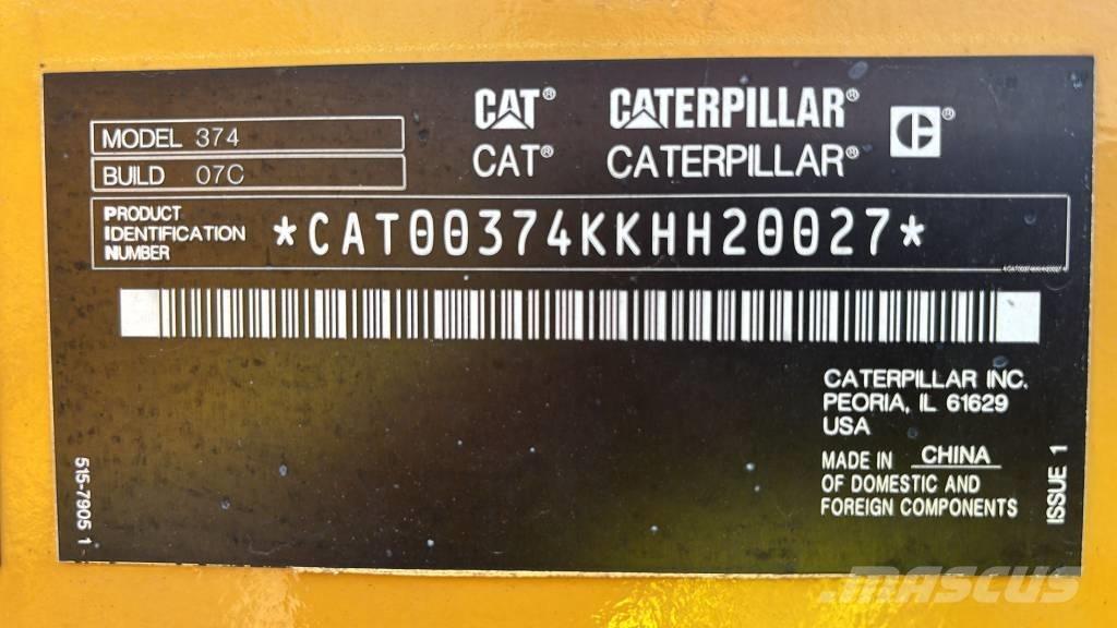 CAT 374 Vikšriniai ekskavatoriai