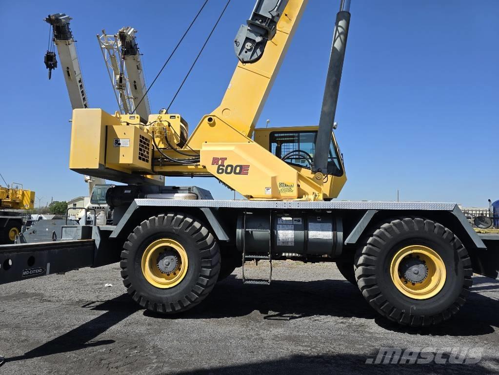 Grove RT 600 E Neapdoroto reljefo kranai