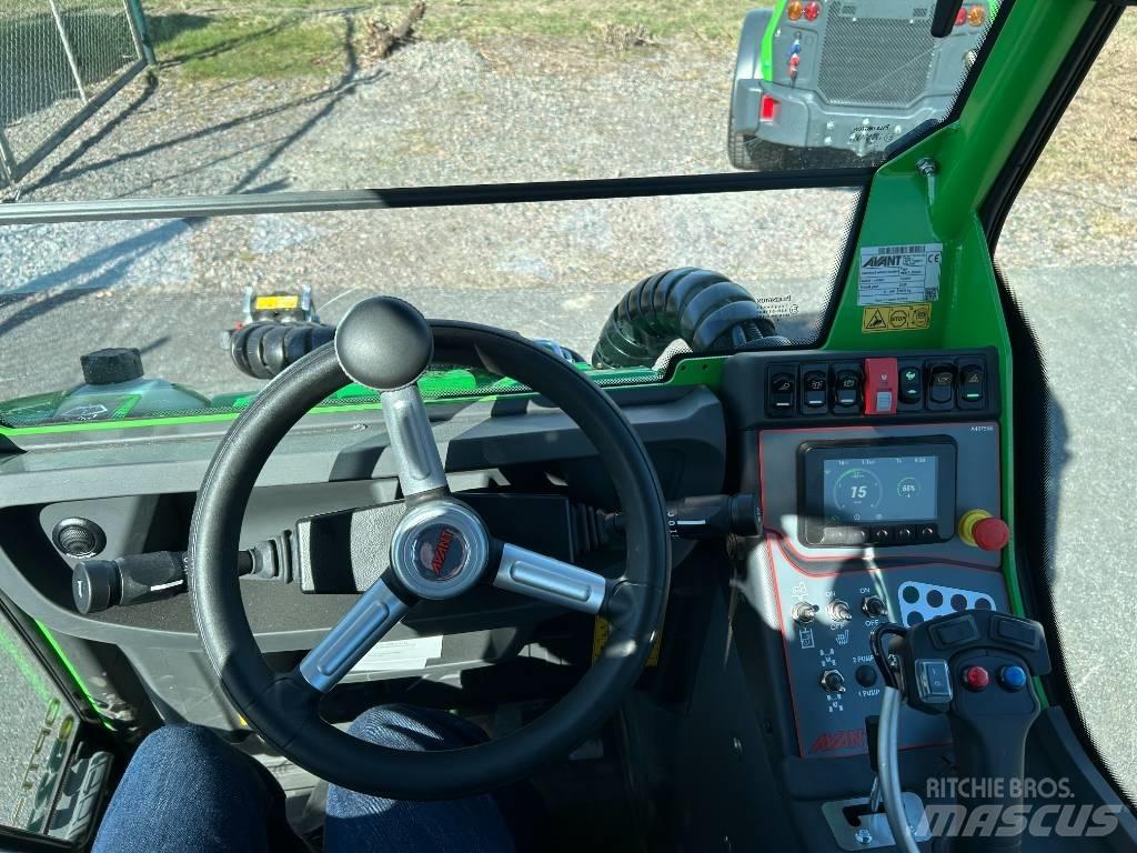Avant E 527 Med  hytt Krautuvai su šoniniu pasukimu
