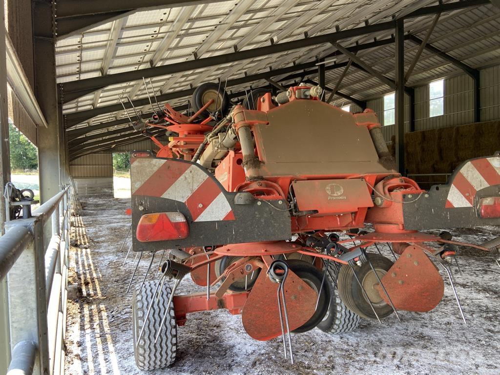 Kuhn GF 13012 T Šieno grėbliai ir vartytuvai