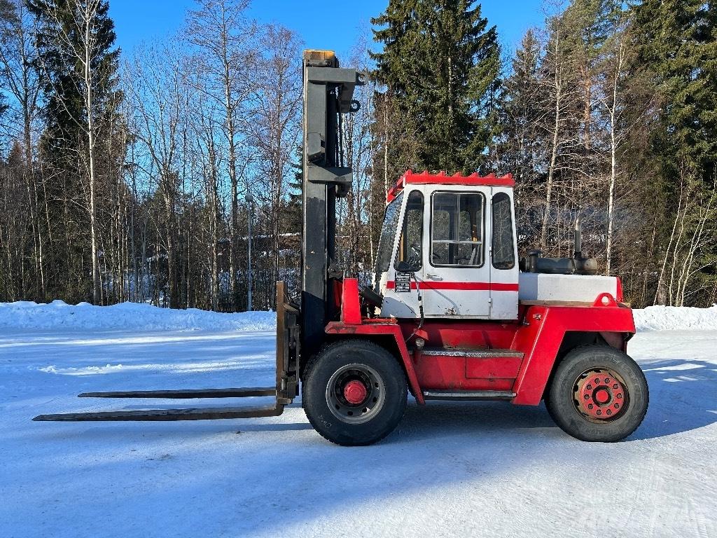 Svetruck 960-26 Dyzeliniai krautuvai
