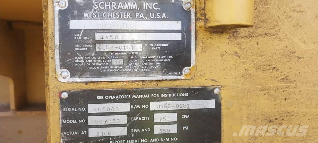  Schramm T450 RC Žemės paviršiaus gręžimo technika