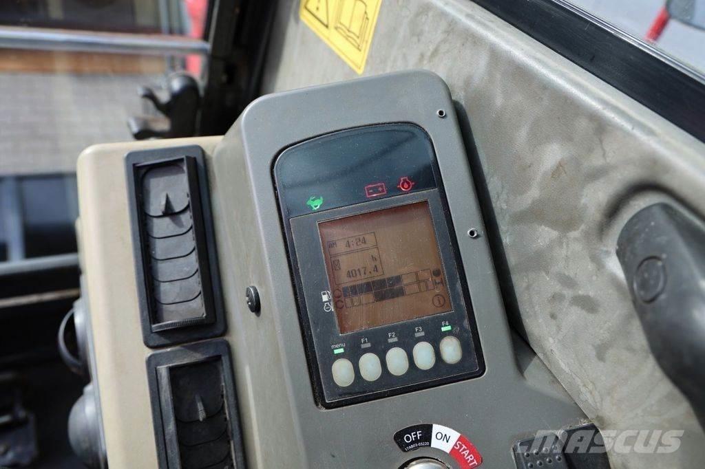 Yanmar SV100-2 Vidutinės galios ekskavatoriai 7-12 t