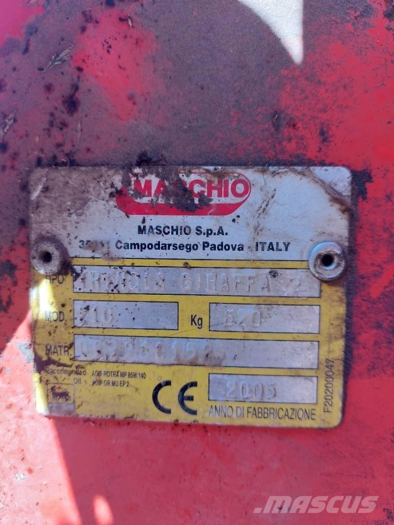Maschio Giraffa 210 Ganyklų šienapjovės / rėžtuvės