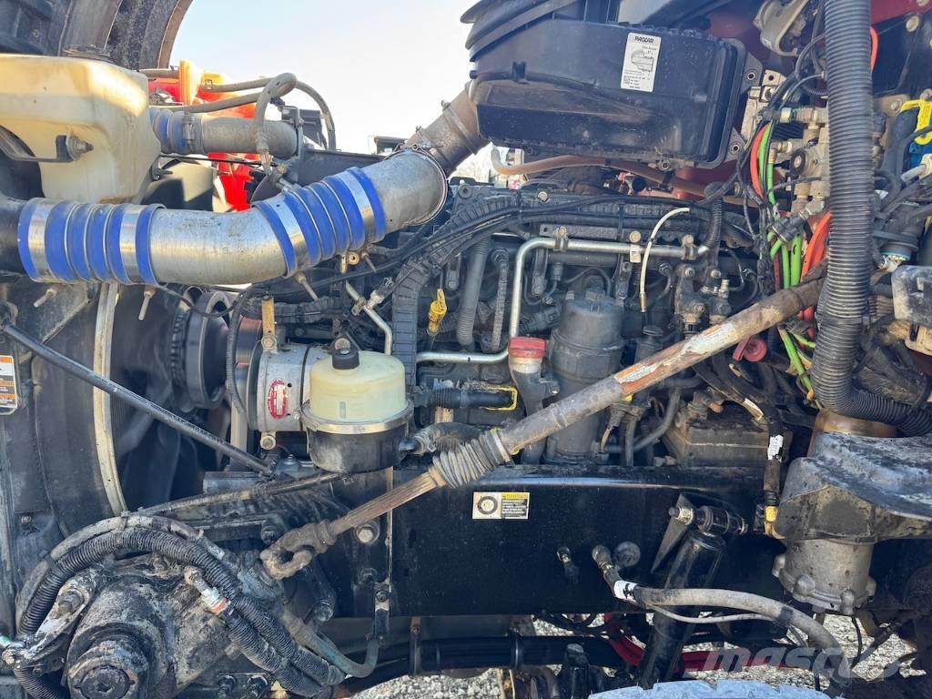 Kenworth T 880 Savivarčių priekabų vilkikai