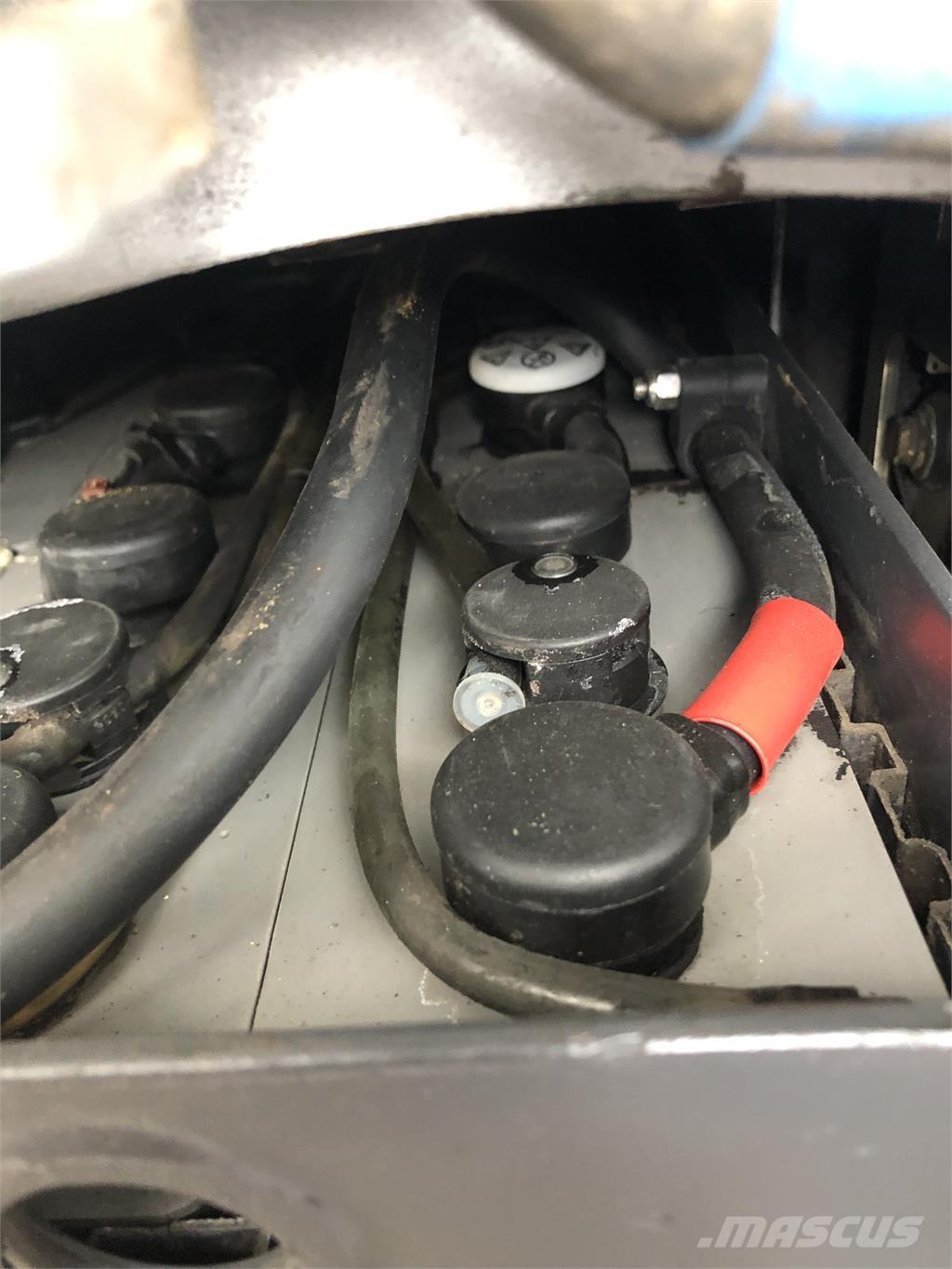 Still RX20-18 Elektriniai šakiniai krautuvai