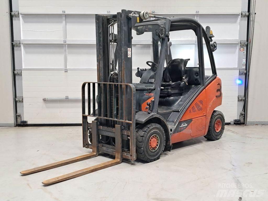 Linde H25D-02 Dyzeliniai krautuvai