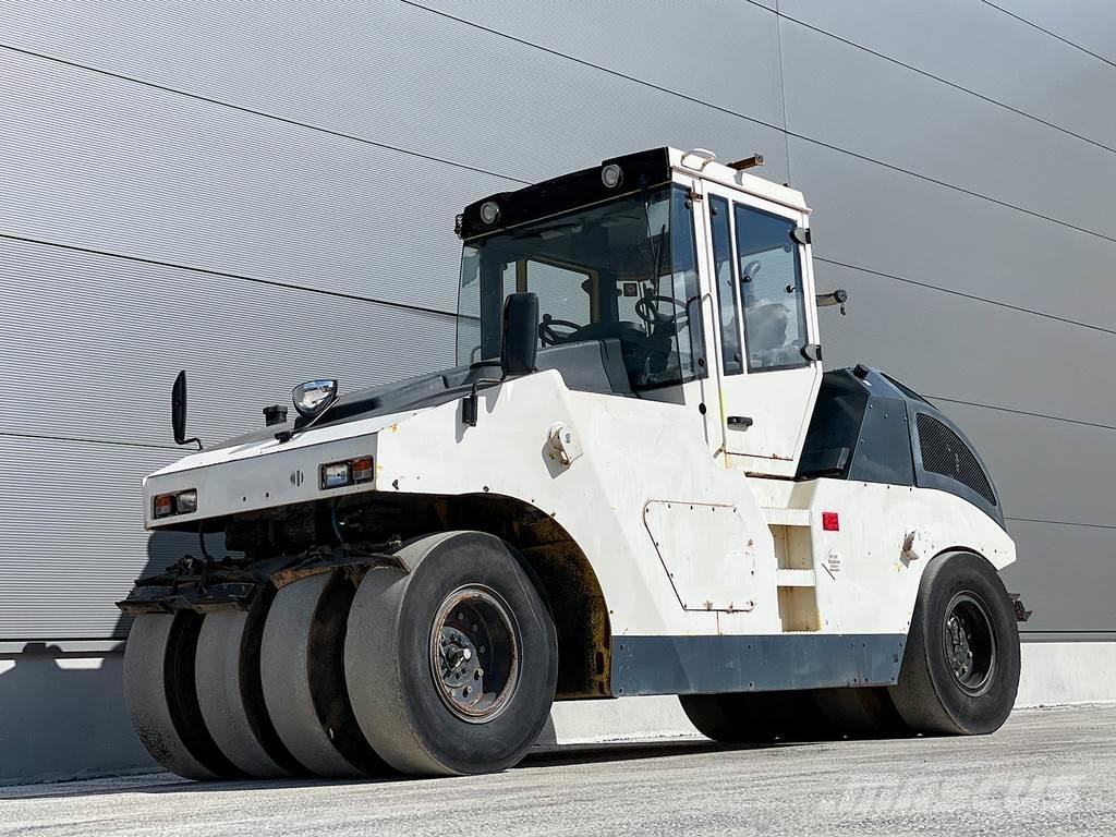 Bomag BW 24 RH Pneumo volai
