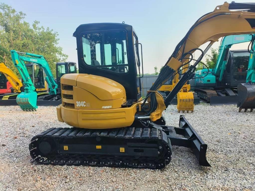 CAT 304 CR Mini ekskavatoriai < 7 t