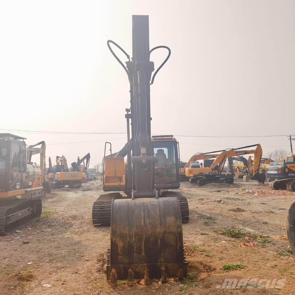 Hyundai R220LC-9S Vikšriniai ekskavatoriai