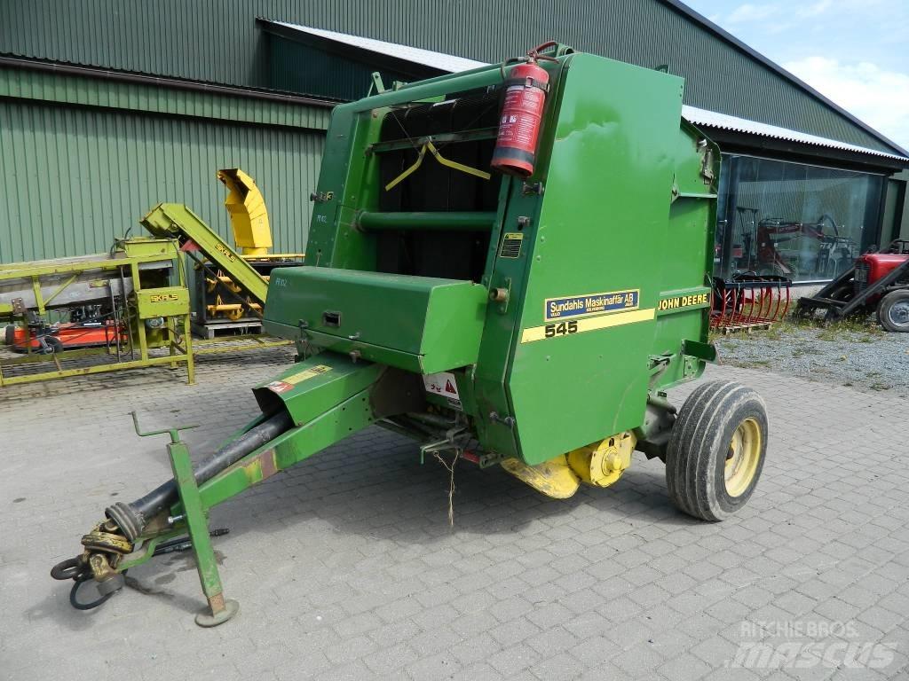 John Deere 545 Ritinių presai