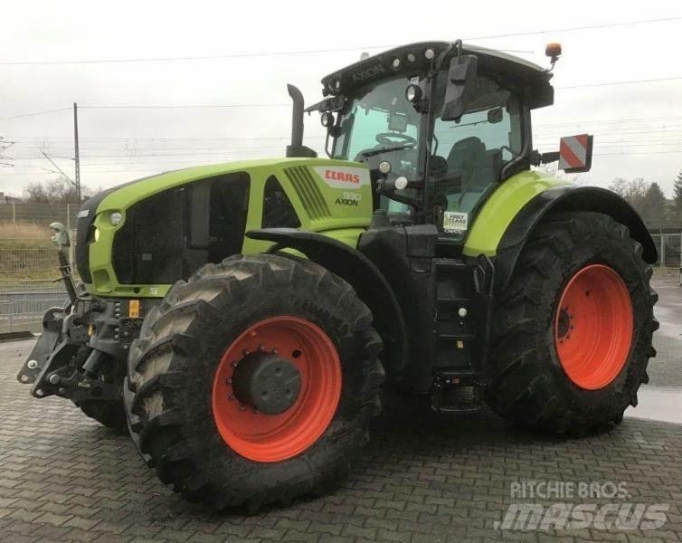 CLAAS AXION 930 Traktoriai
