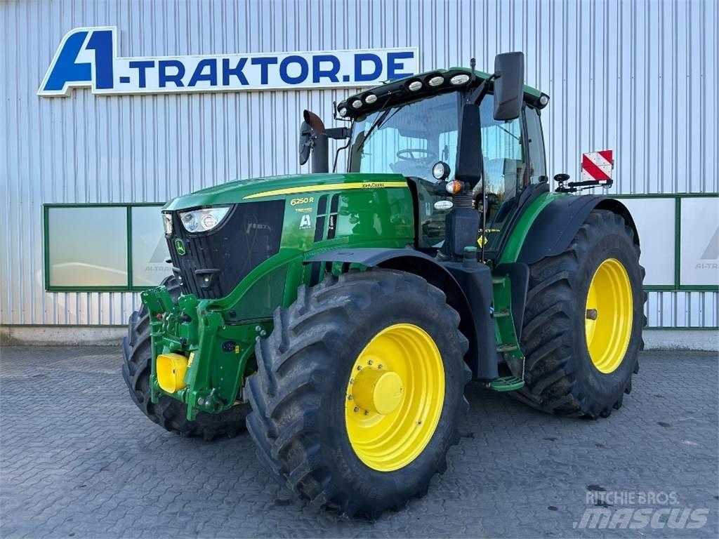 John Deere 6250R Traktoriai