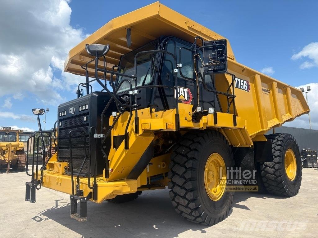 CAT 775 G Atliekų išvežimo technika