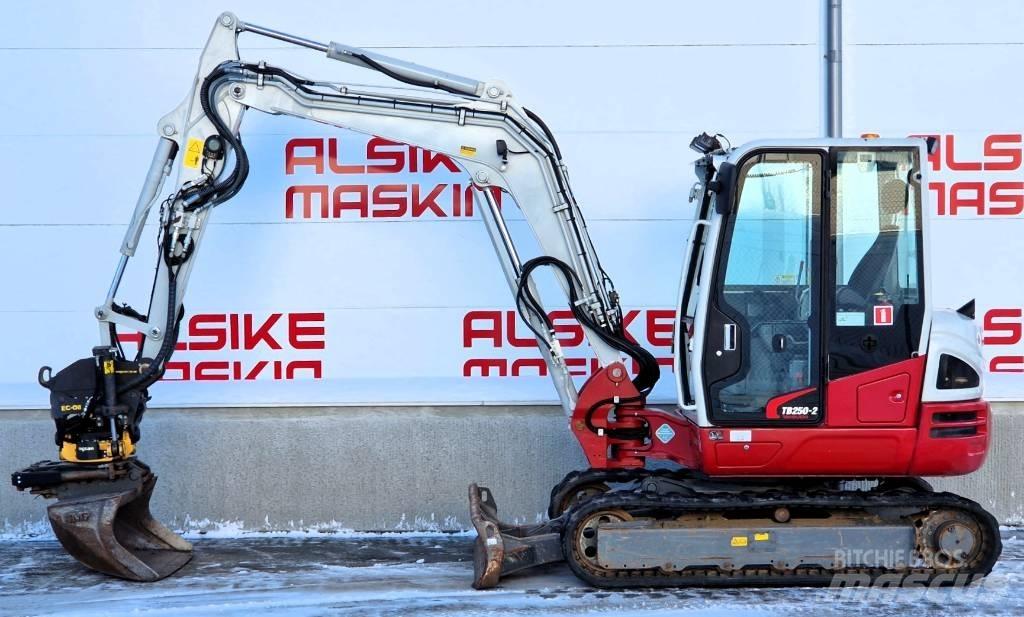Takeuchi TB 250 Mini ekskavatoriai < 7 t