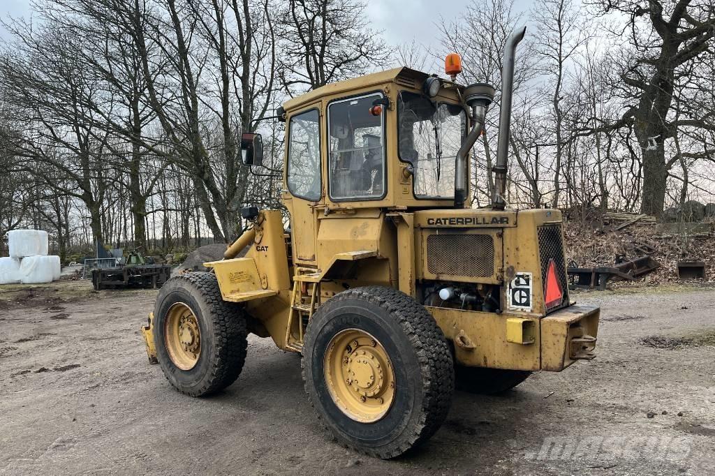 CAT 910 Naudoti ratiniai krautuvai