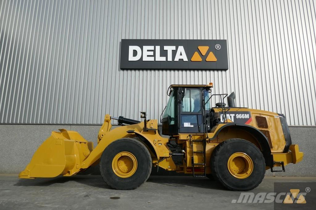 CAT 966M Naudoti ratiniai krautuvai
