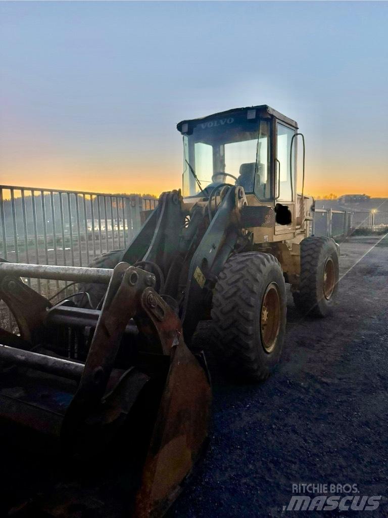 Volvo L50 E Naudoti ratiniai krautuvai