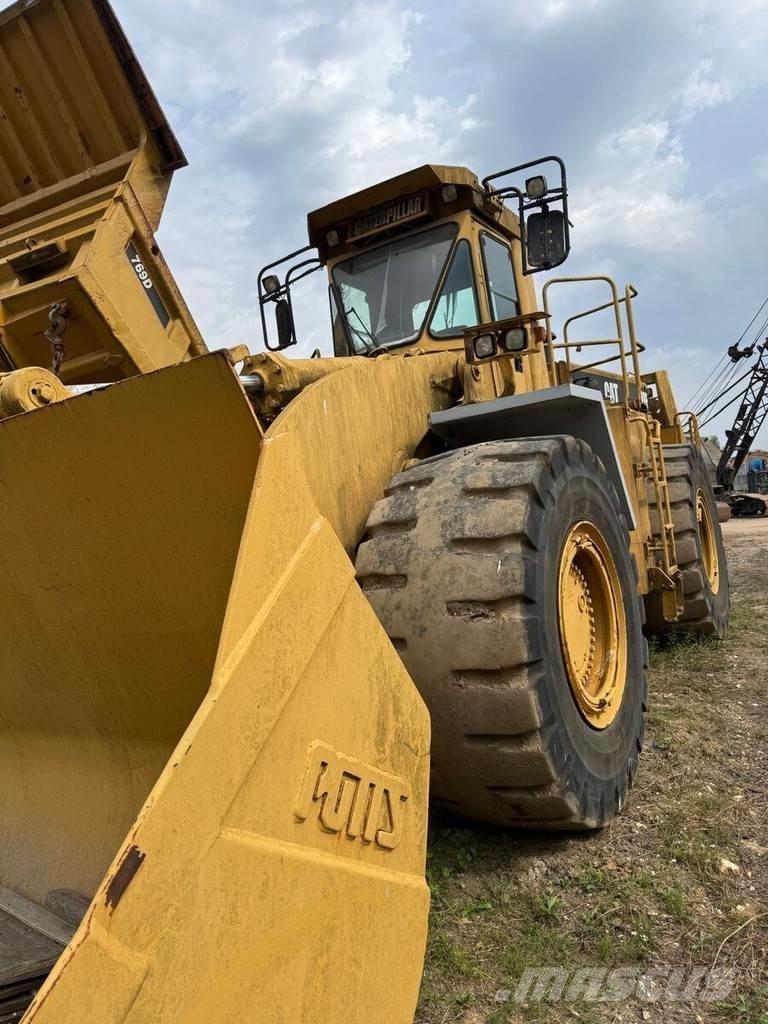 CAT 988F Naudoti ratiniai krautuvai