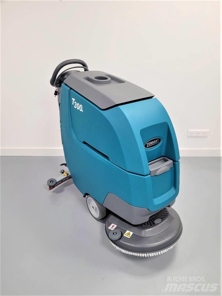 Tennant T300 Krovimas/Kėlimas - Kita