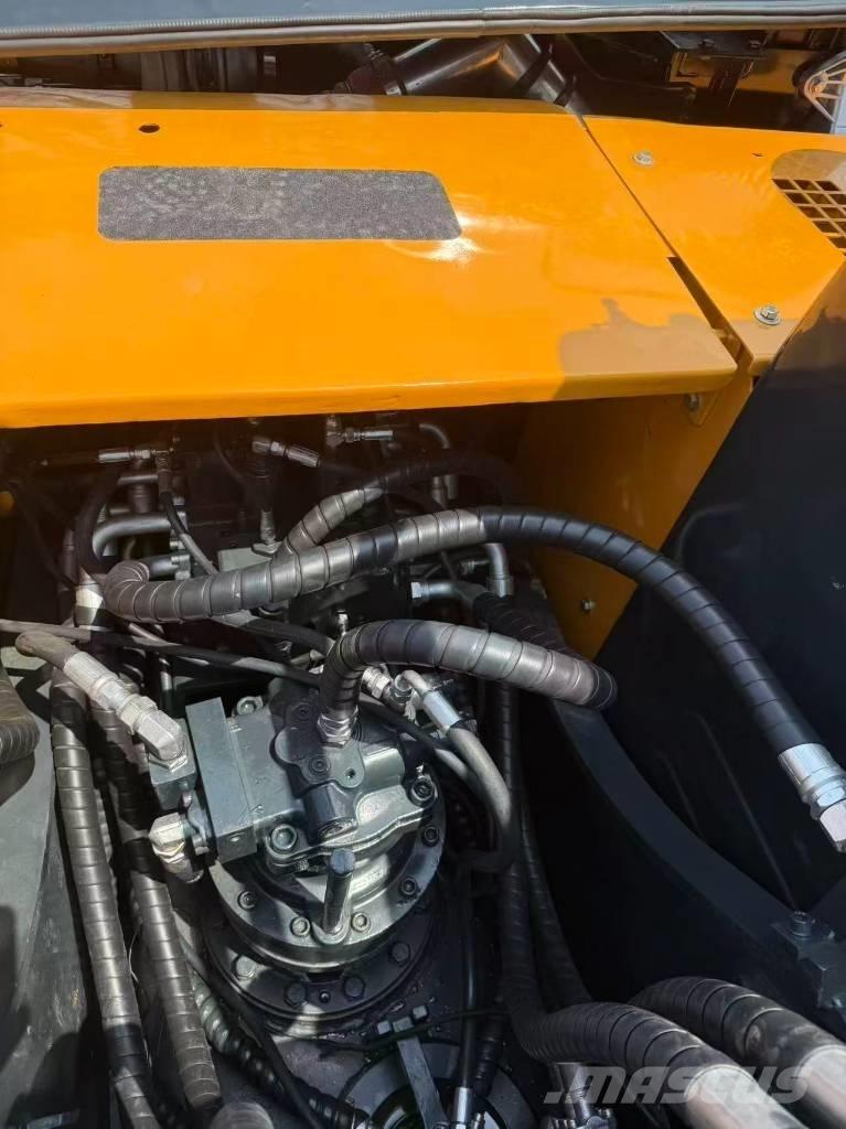 Hyundai 220HD Vikšriniai ekskavatoriai