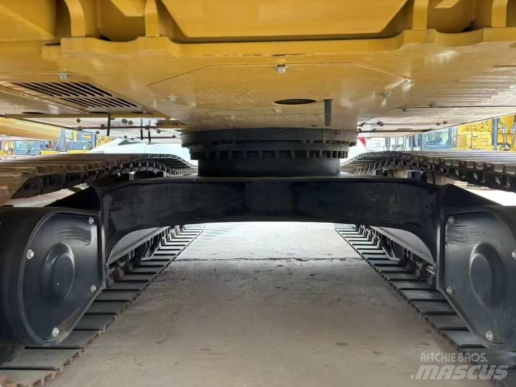 CAT 320 E Vikšriniai ekskavatoriai