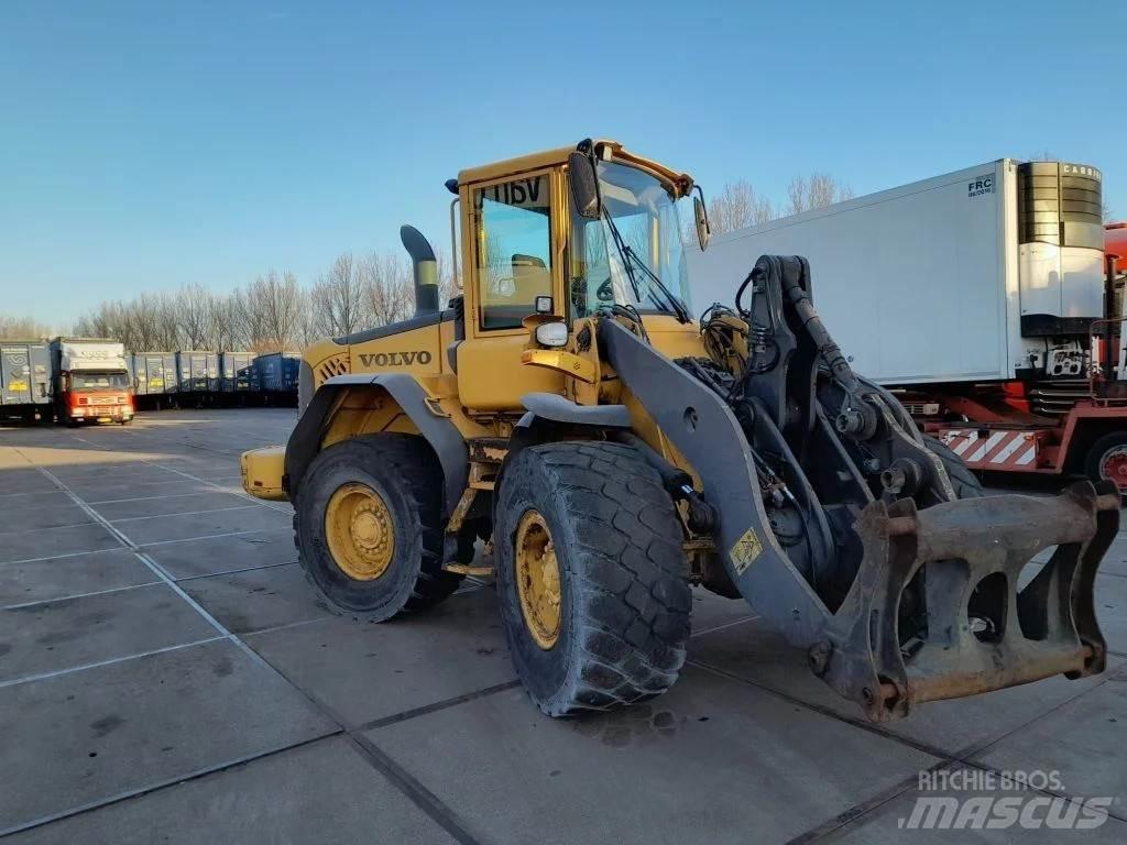 Volvo L70E Naudoti ratiniai krautuvai