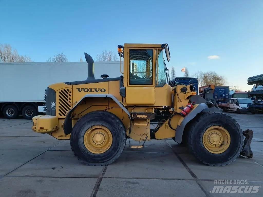Volvo L70E Naudoti ratiniai krautuvai