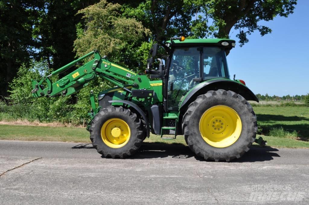 John Deere 5125R Traktoriai