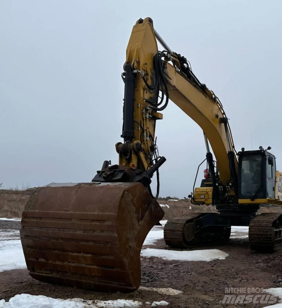 CAT 340 Vikšriniai ekskavatoriai