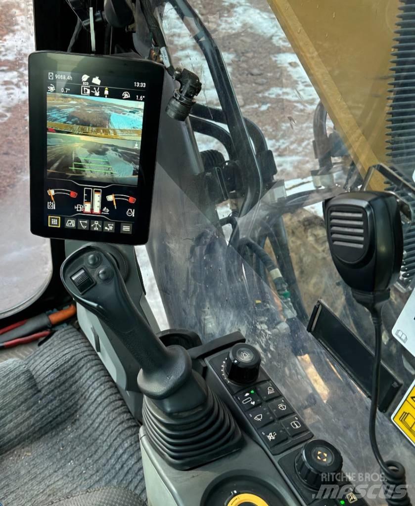 CAT 340 Vikšriniai ekskavatoriai