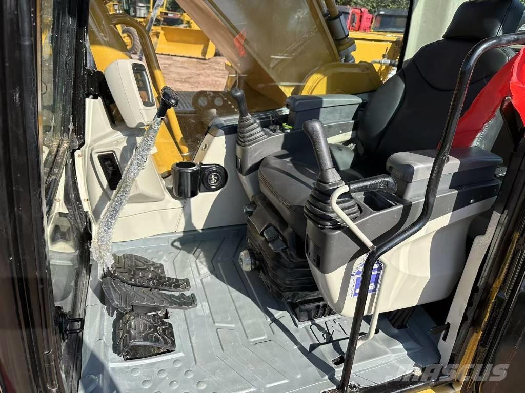 CAT 330 C Vikšriniai ekskavatoriai