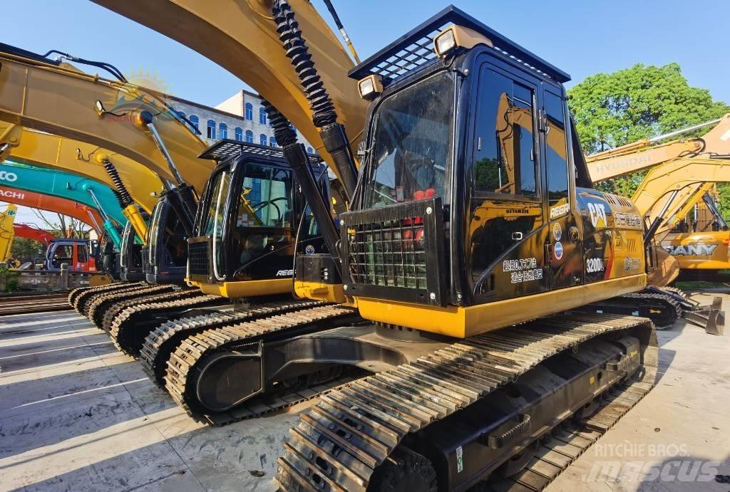 CAT 320 D L Vikšriniai ekskavatoriai