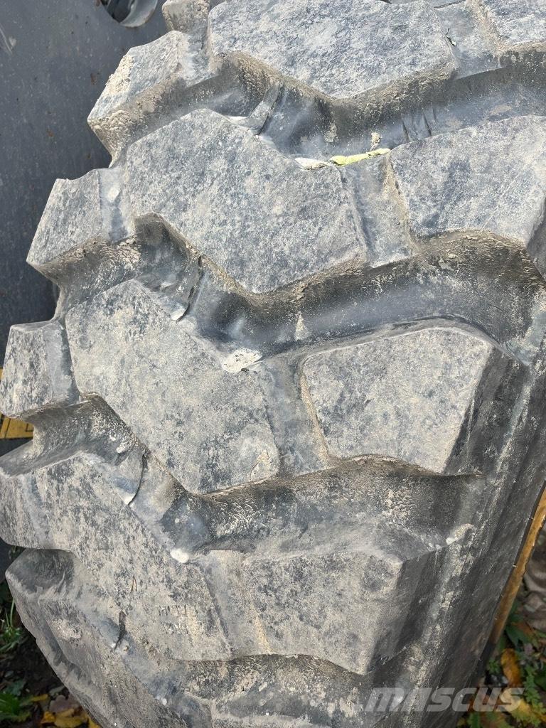 Volvo 110H Naudoti ratiniai krautuvai