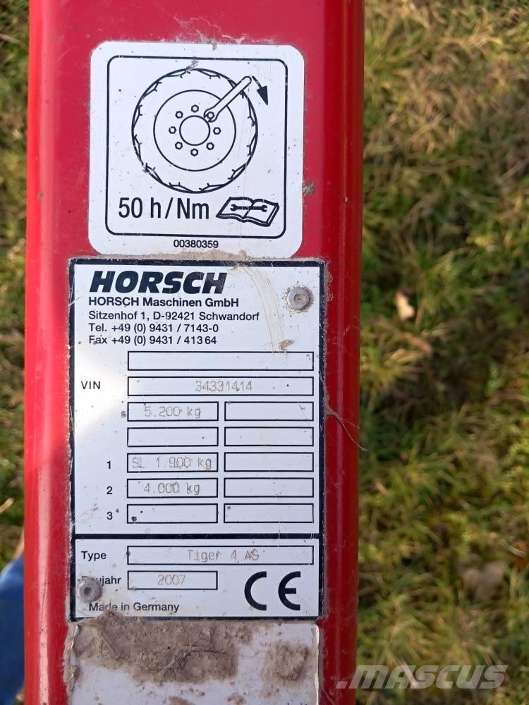 Horsch Tiger 4 AS Peiliniai plūgai