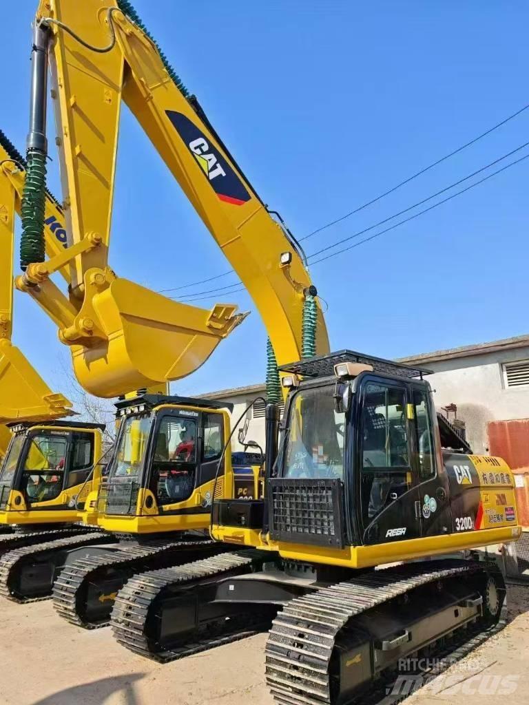 CAT 320 D Vikšriniai ekskavatoriai
