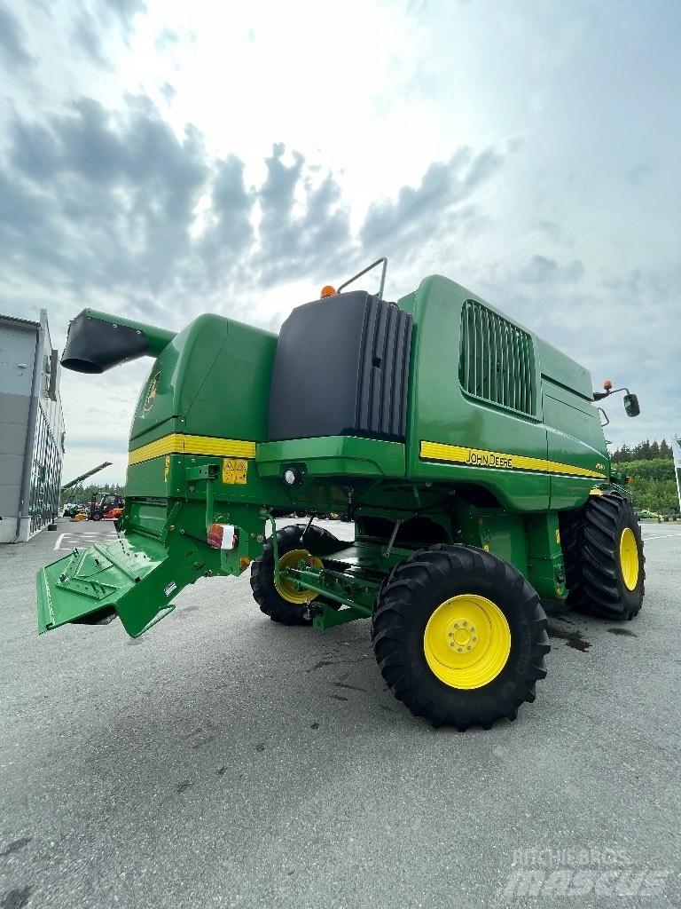 John Deere W 540 Derliaus nuėmimo kombainai