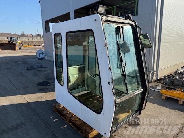 Liebherr SERIA B CAB Kabinos ir interjeras
