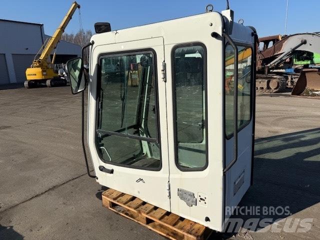 Liebherr SERIA B CAB Kabinos ir interjeras