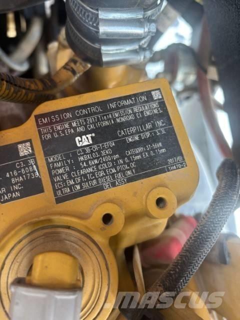 CAT 906 Naudoti ratiniai krautuvai