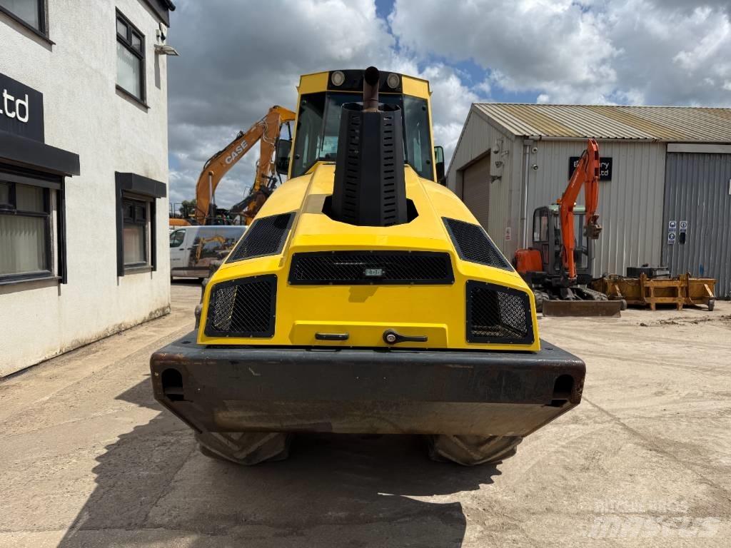 Bomag 213 DH-4i Vieno būgno volai