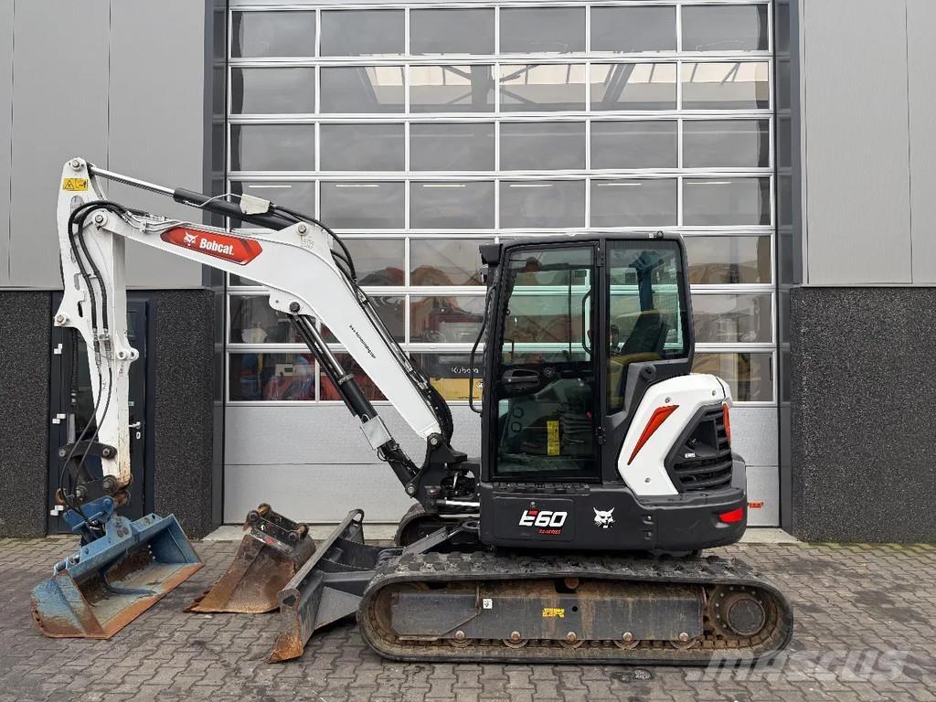 Bobcat E60 Mini ekskavatoriai < 7 t
