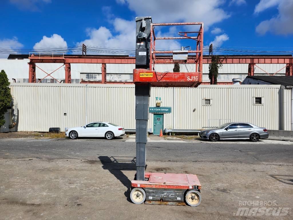 SkyJack SJ 16 Vertikalūs stiebiniai keltuvai