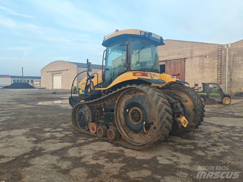 CAT challenger Traktoriai
