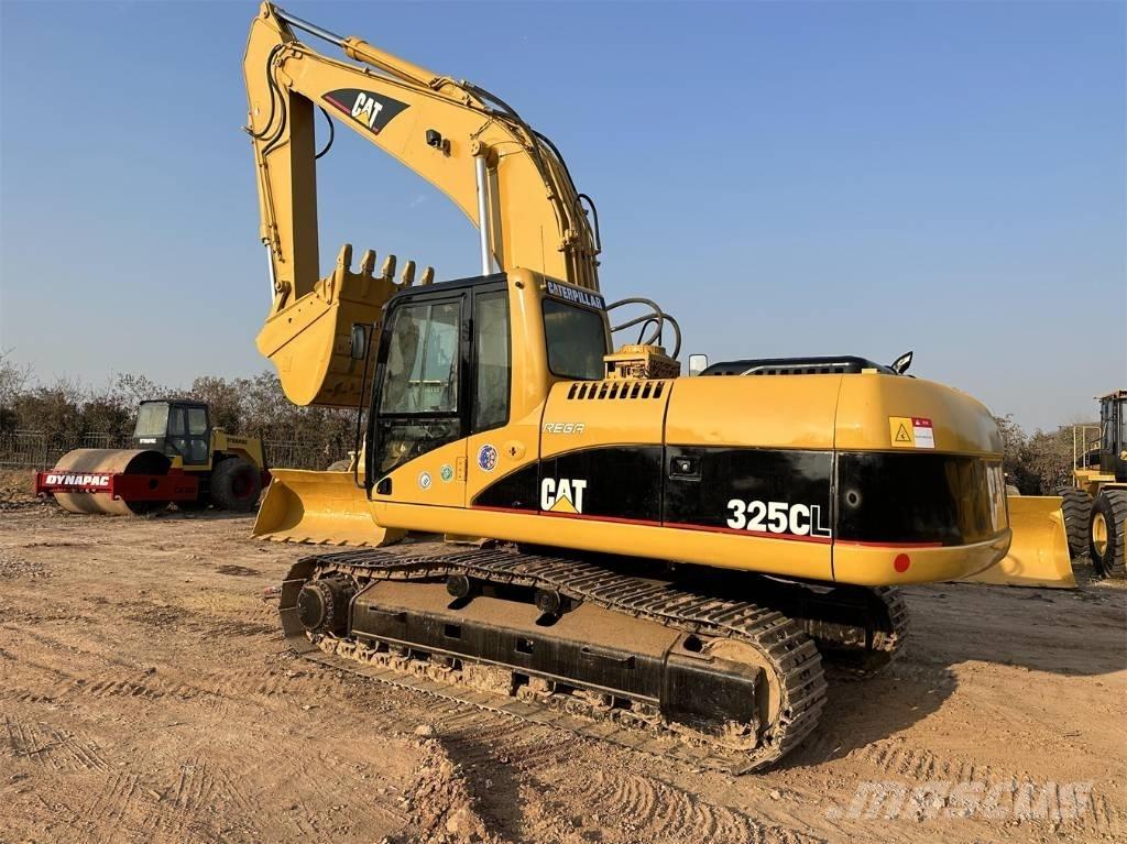 CAT 325C Vikšriniai ekskavatoriai